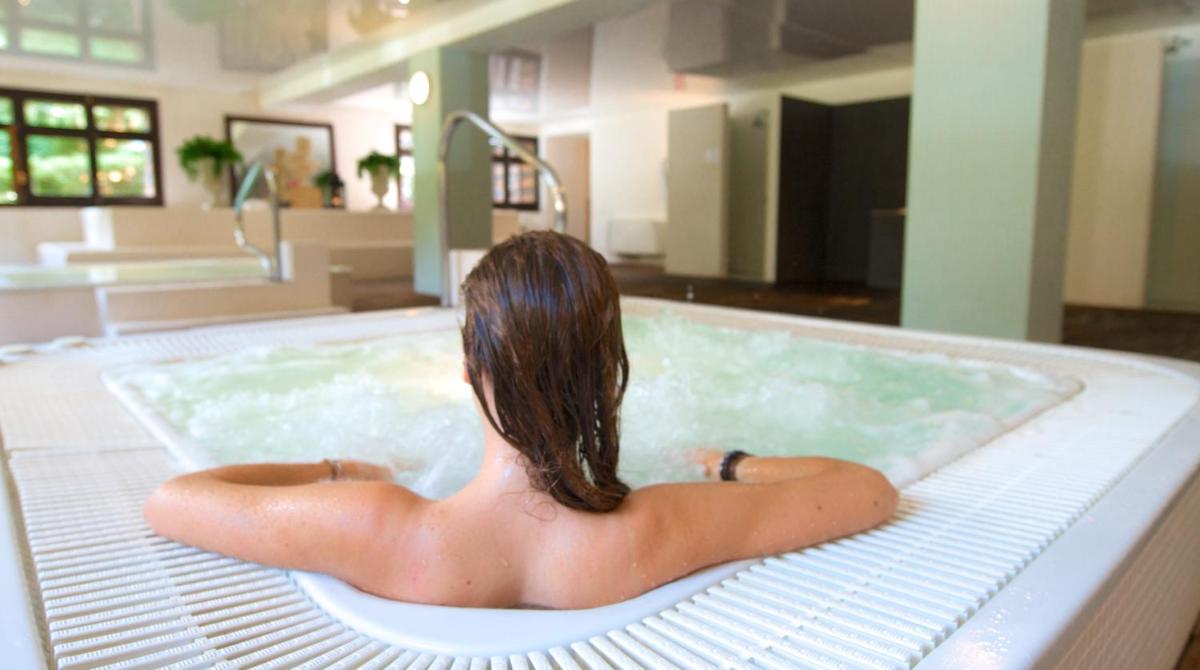 Clientes alojados en Hotel Caldas