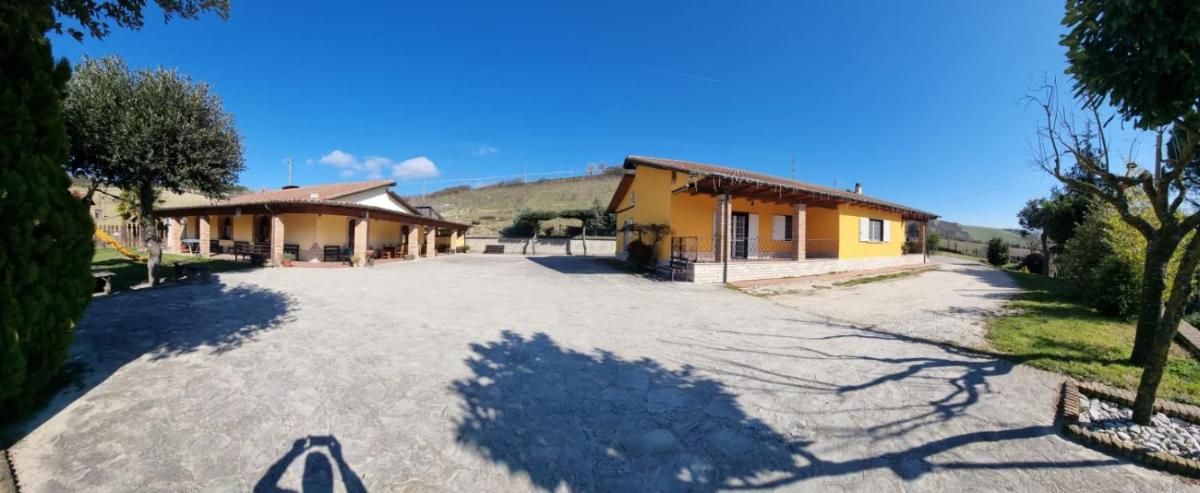 Agriturismo Caperroni - Housity