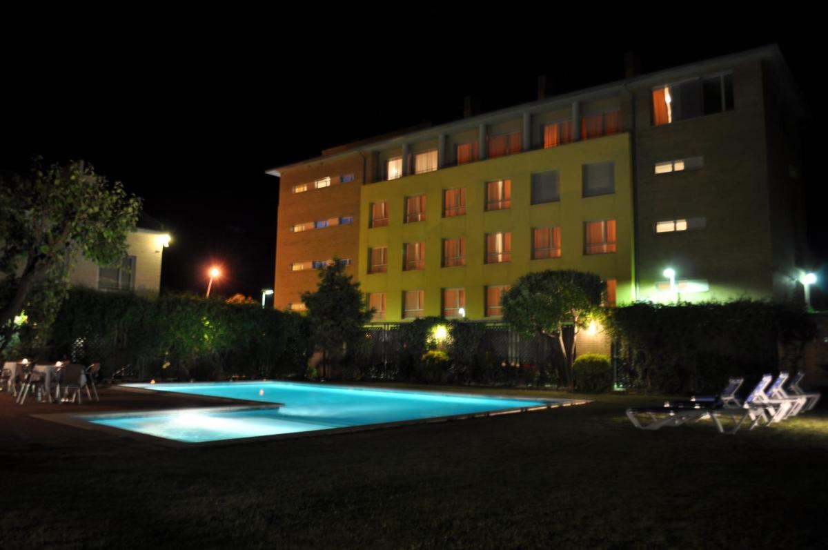 Aparthotel Solé - Housity