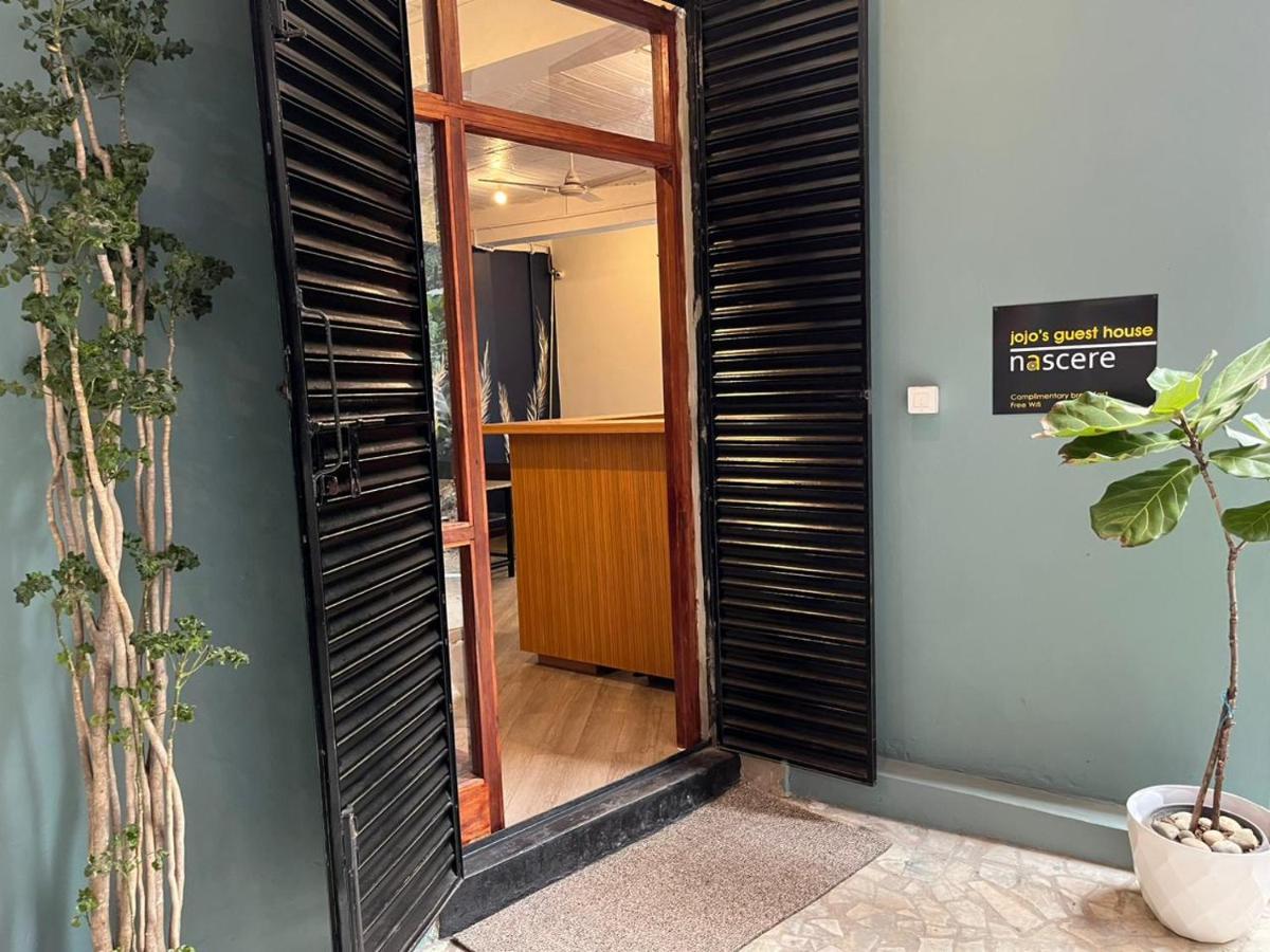 Jojos Nascere - Housity