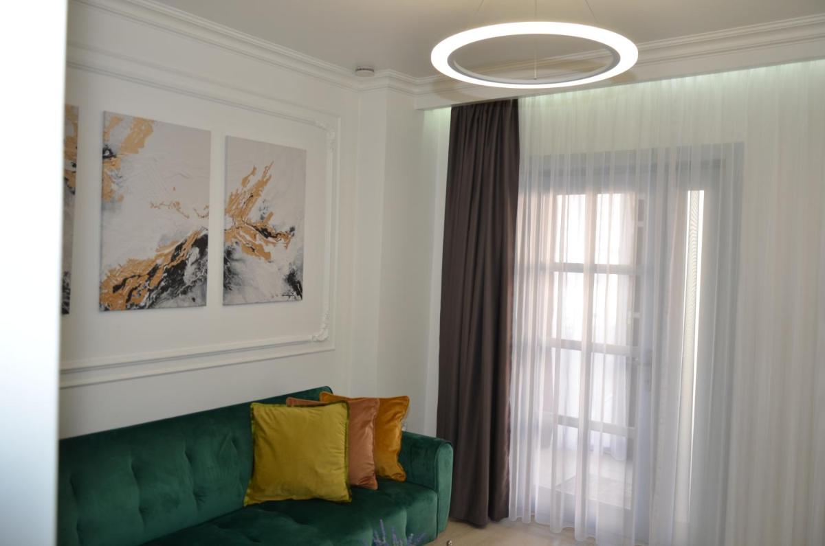 Luxury City Studios - Housity