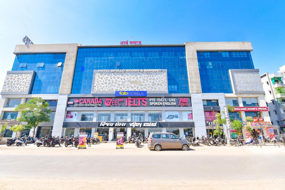 FabHotel Apollo - Housity