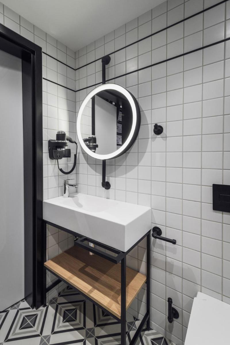 MONTOWNIA Lofts & Experience - Housity