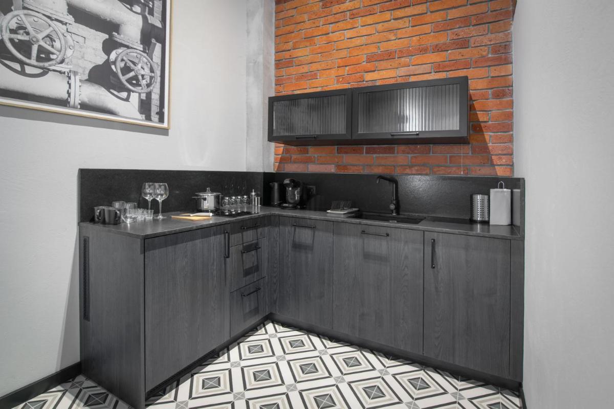 MONTOWNIA Lofts & Experience - Hizvo