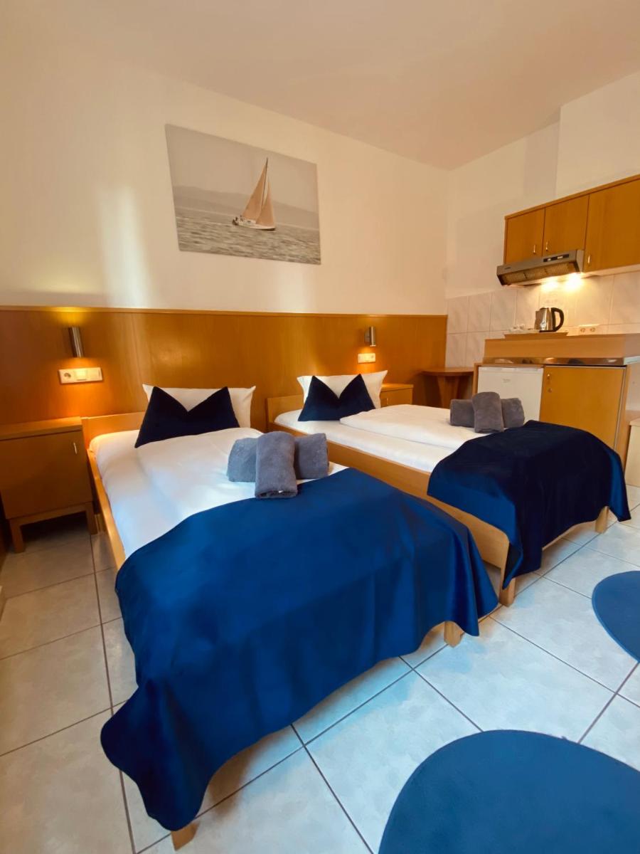 Hotel La Ferté - Housity