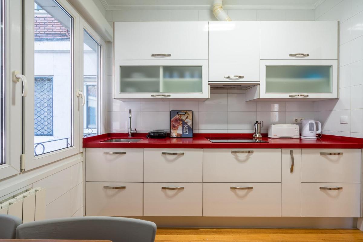 Ybarra apartment by People Rentals - Housity
