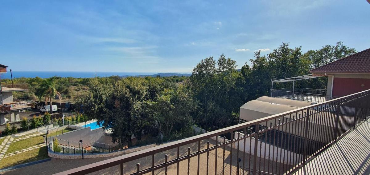 Suitetrails - Montalbano Sweet Home, tra l' Etna e il mare