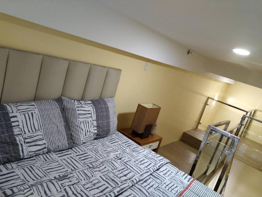 Summer Pines Residences Unit 2B17 - Hizvo