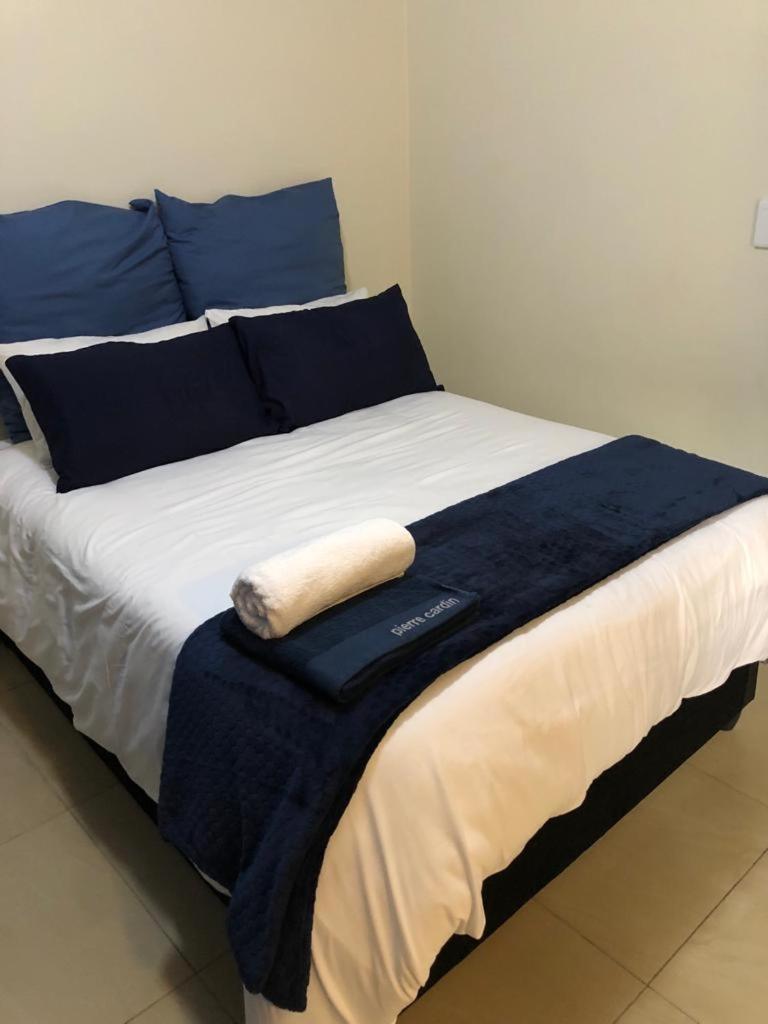 Caleb's Guest House - Housity