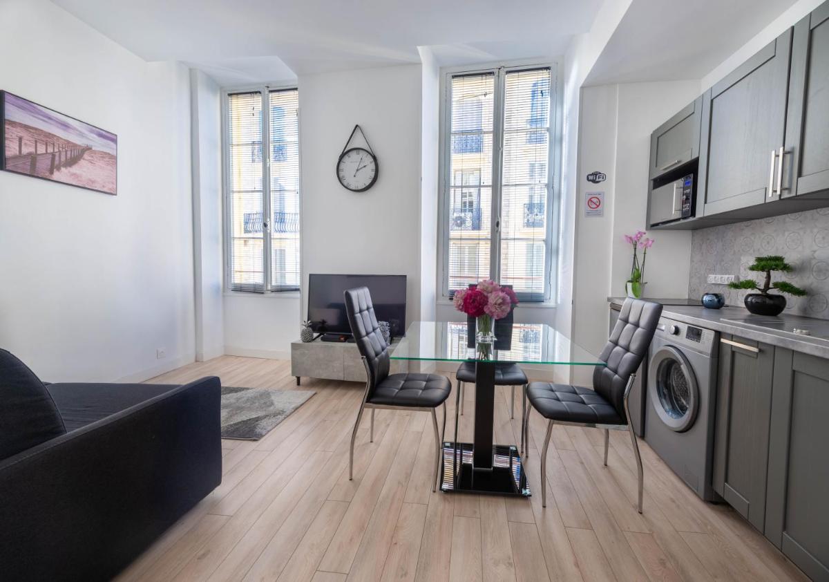 Studio Famous bd Victor Hugo - city center - Housity