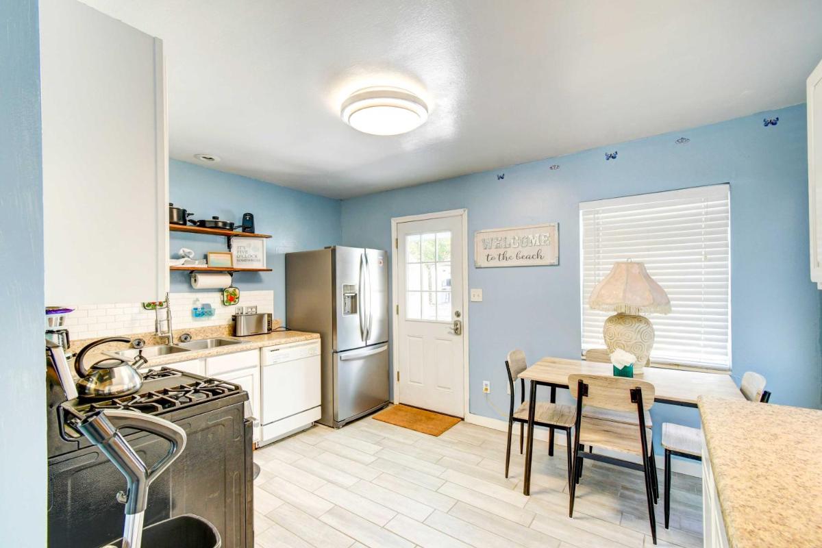 Beautiful Palatka Vacation Rental with Yard! - Housity