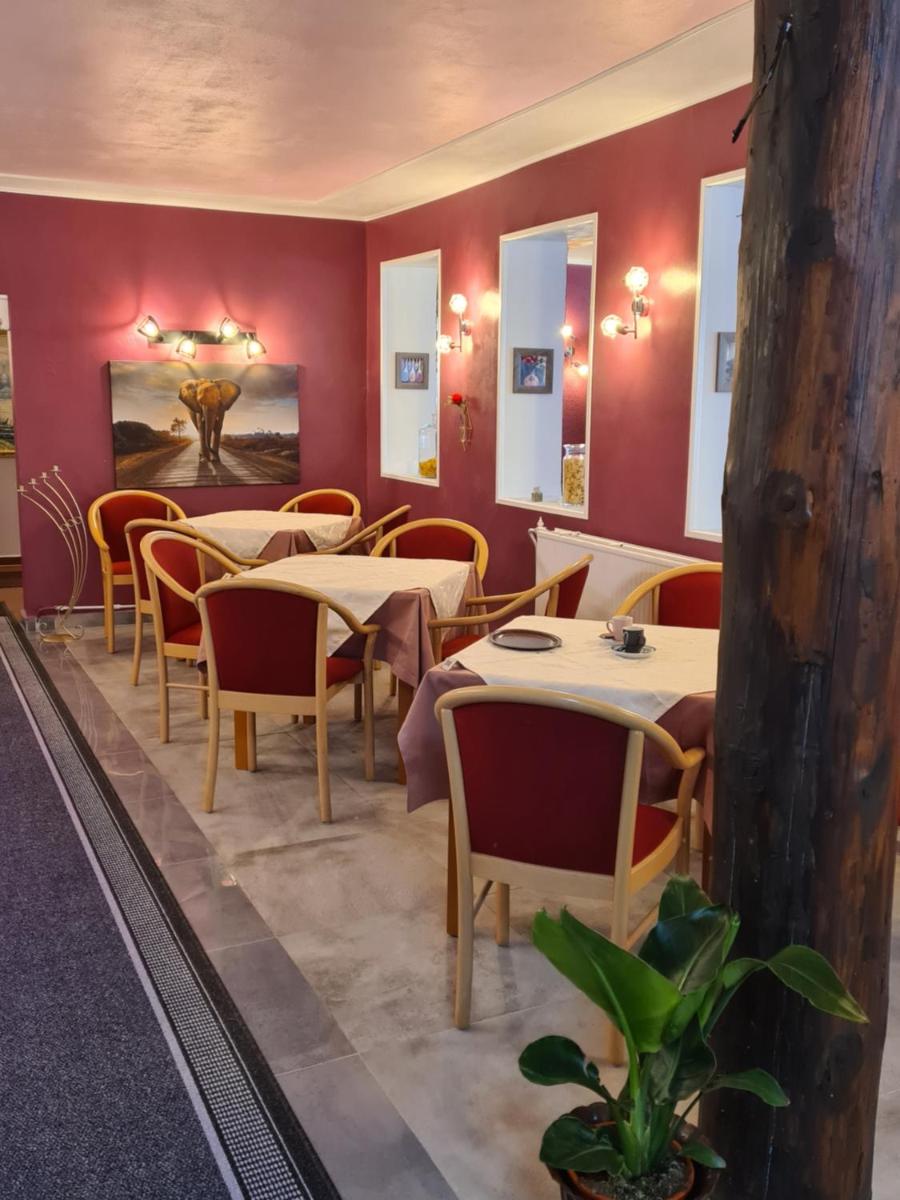 Pizzeria Pension Damiano - Housity