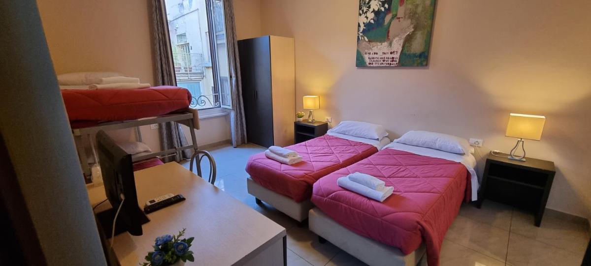 Hostel Mosaic - Housity