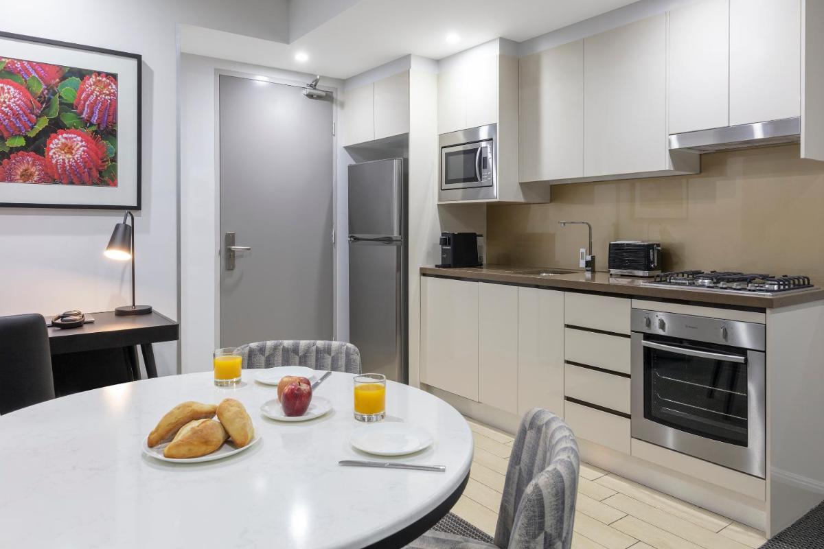 Suitetrails - Meriton Suites North Ryde