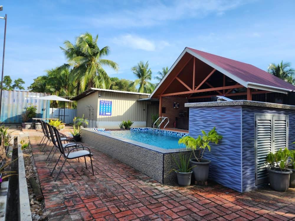 Homestay Umbai Kelana - Housity