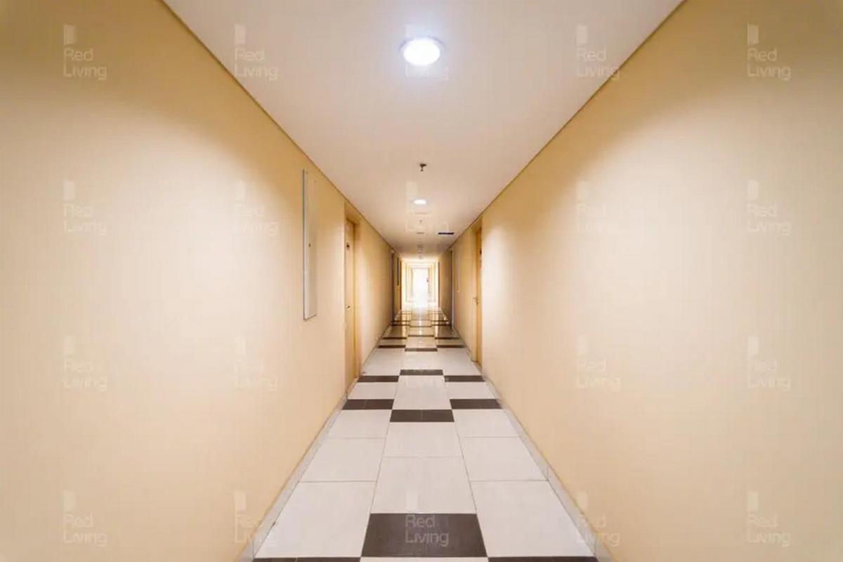 RedLiving Apartemen 19 Avenue - Amanah Room - Housity