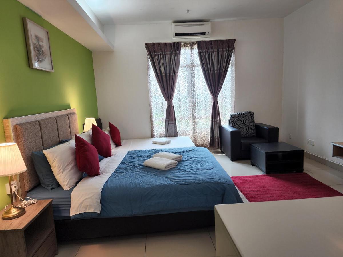 The Viana Apartment 2 - Hizvo