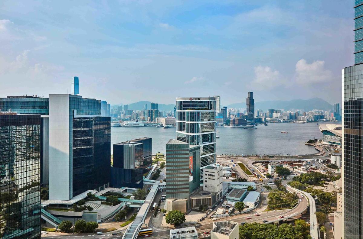 Suitetrails - JW Marriott Hotel Hong Kong
