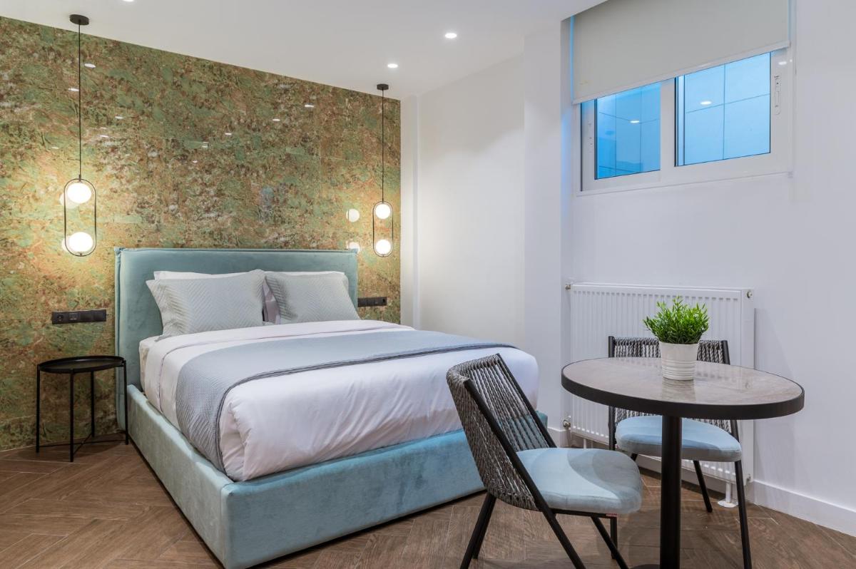 Phaedrus Living Luxury Studio Kolonaki Tsakalof - Housity