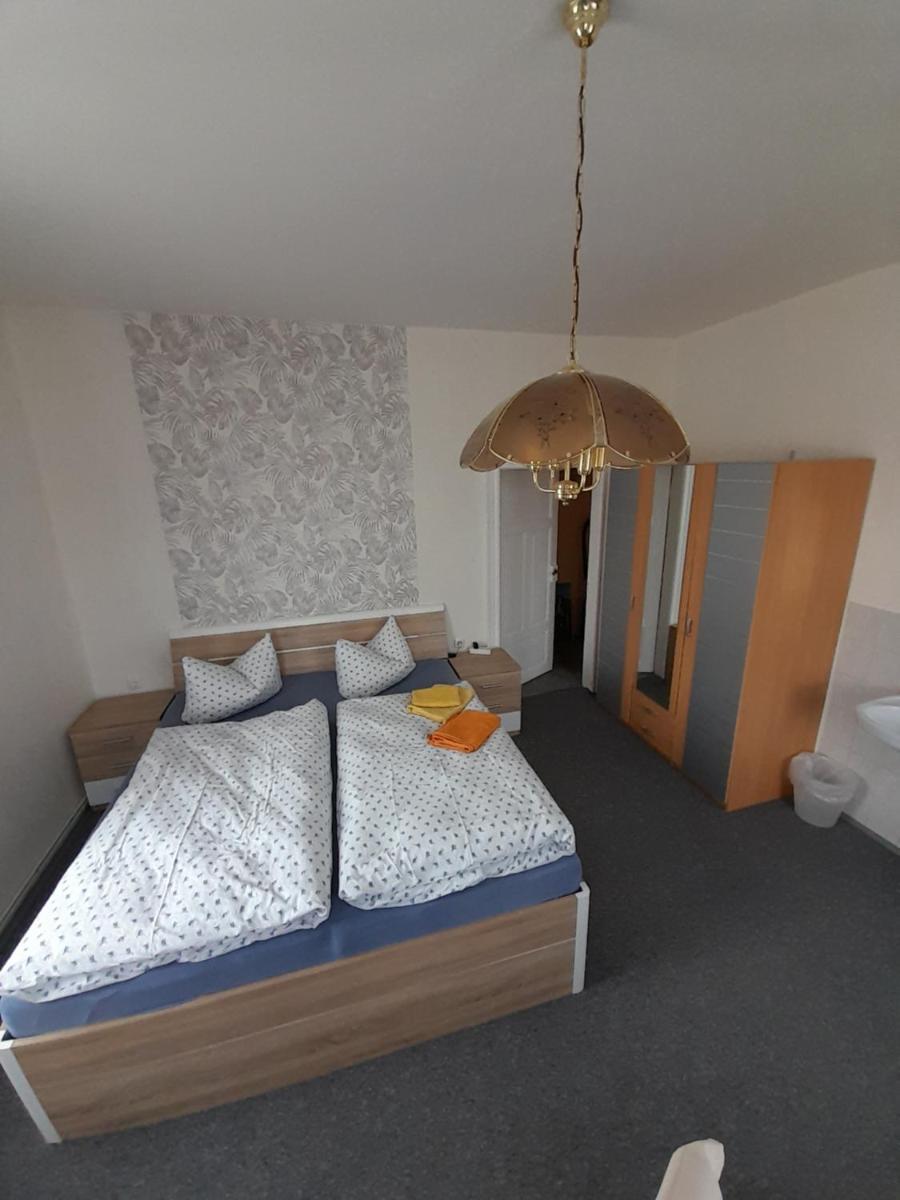Pension Edelweiß - Housity