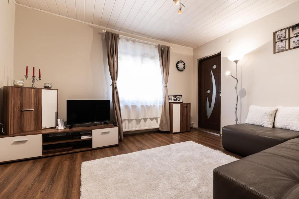 Cozy, quiet & family friendly in Arad - Housity