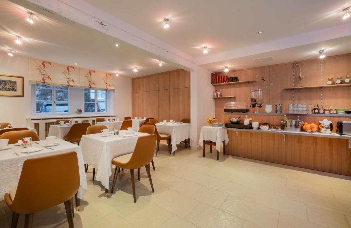 Restaurant ou autre lieu de restauration dans l'établissement Auberge du Bon Laboureur Chenonceaux