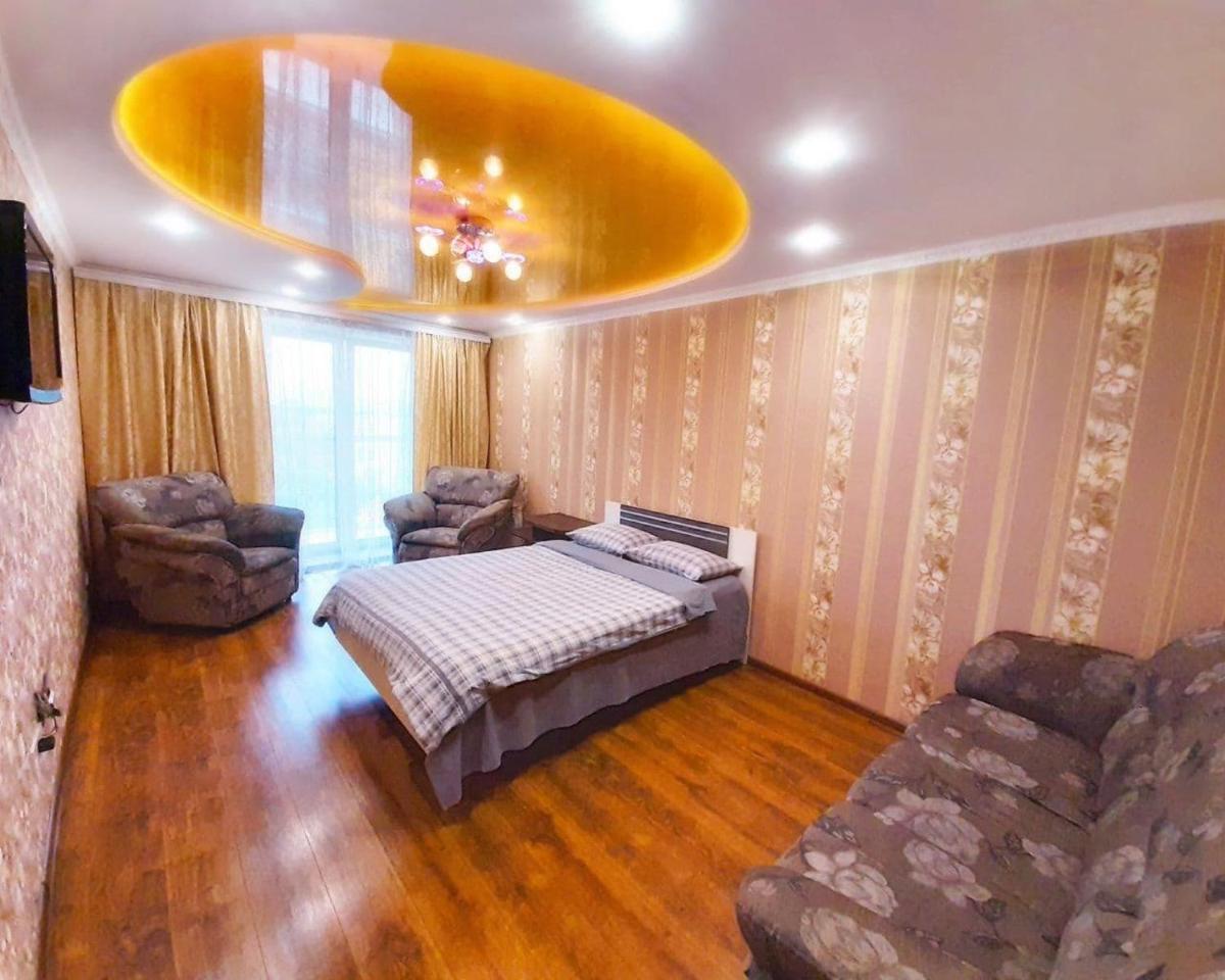 ApartPoltava ДВОКІМНАТНІ апартаменти, до 6 спальних місць, кутова ванна, КОРПУСНИЙ ПАРК, документи для відрядження - Housity