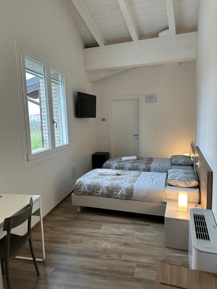 LOCANDA LA CAMPAGNOLA orari check in dalle 1130 alle 1530 e dalle 1800 alle 2300 - Housity