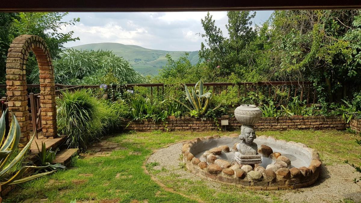 Acra-Retreat Mountain View Lodge - Housity
