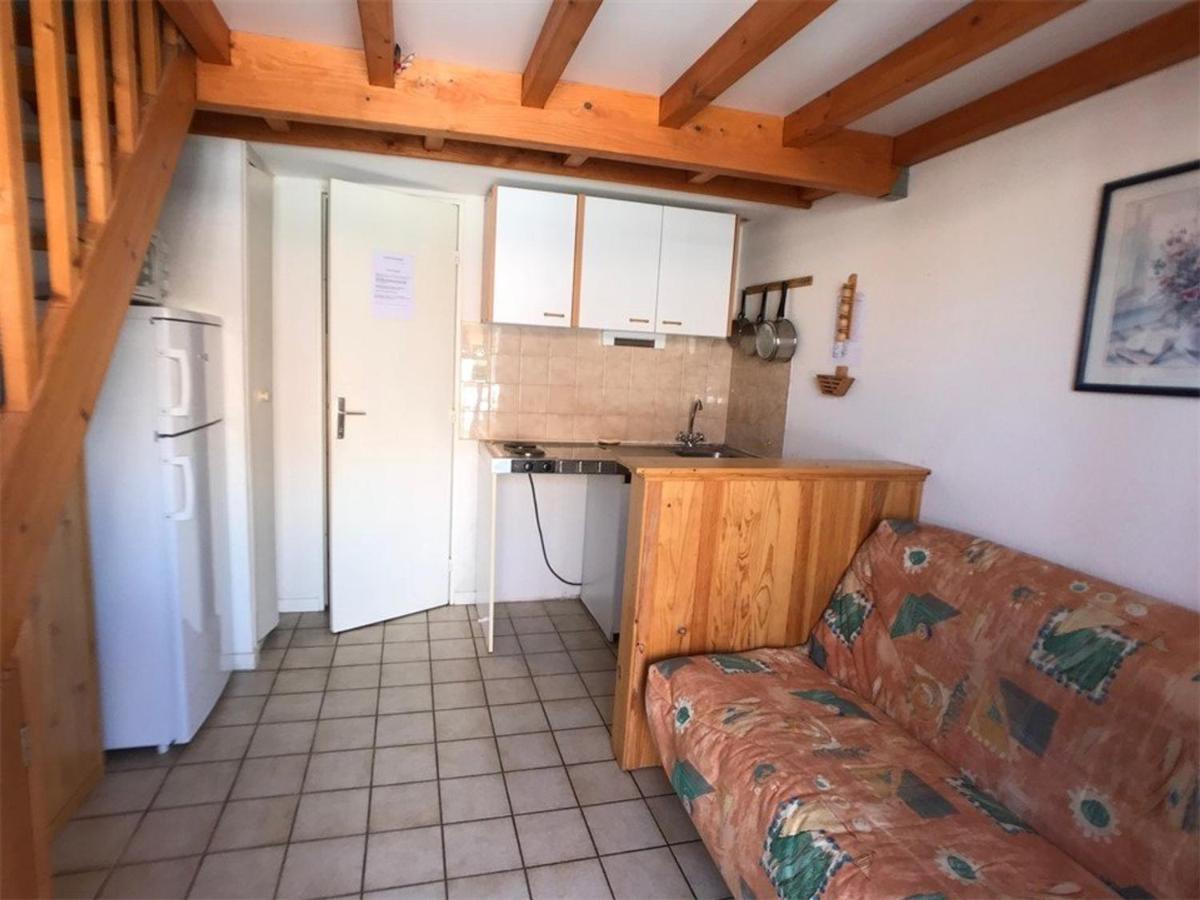 Charmante Villa T1+Cabine+Mezzanine – 4 pers, Terrasse, Parking, Proximité Commerces, Bord de Lac - FR-1-81-53 - Housity