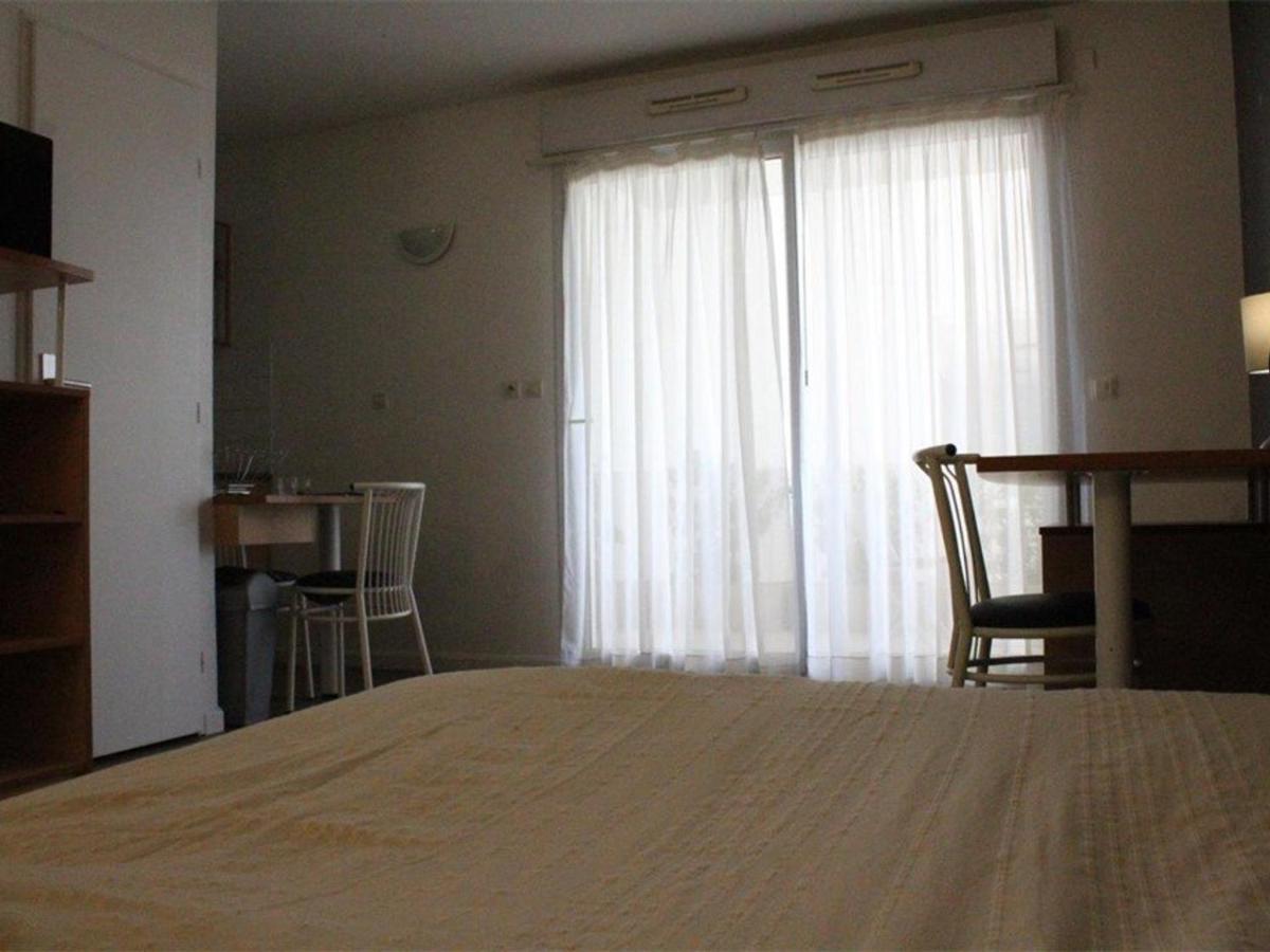 Studio avec terrasse et piscine à La Rochelle - Plage à proximité - FR-1-246-183 - Housity