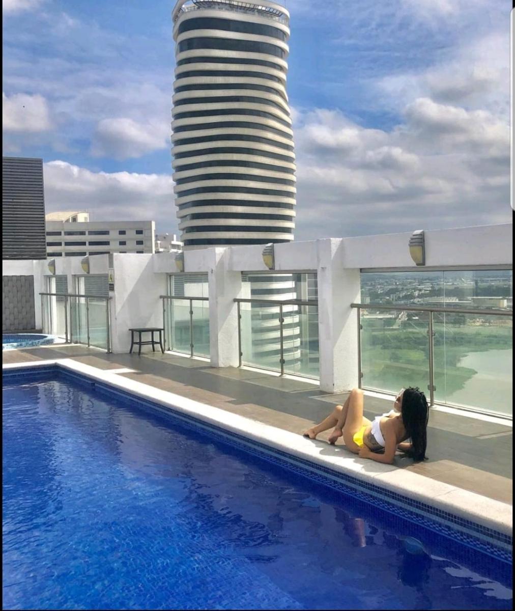 Ecusuites Riverfront l Balcony - Housity