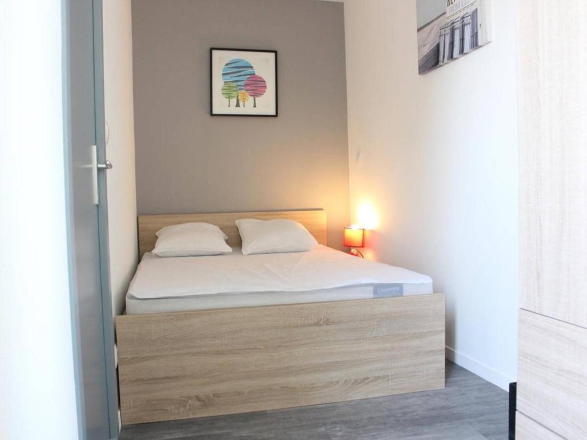 Appartement 2 pièces avec balcon vue mer, plage et port au pied, La Rochelle, 4 couchages - FR-1-246-268 - Housity