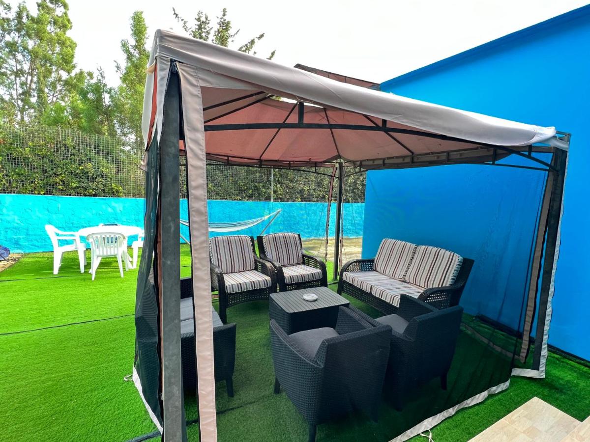Coral Bay Villa .5 bedrooms.1 minute walk to the beach - Housity