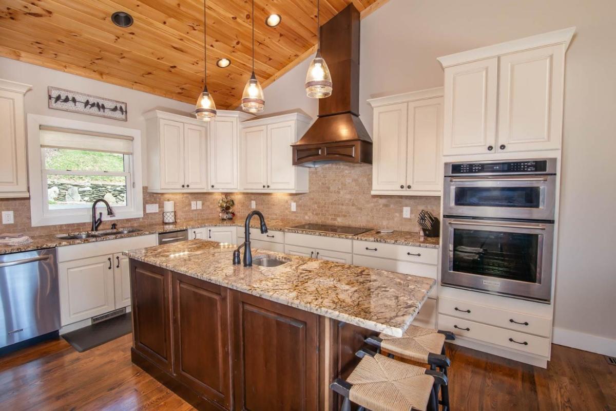Starlight Ridge - Housity