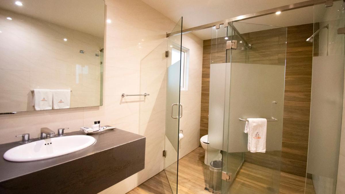Hotel El Conde Naucalpan Only Adults - Housity