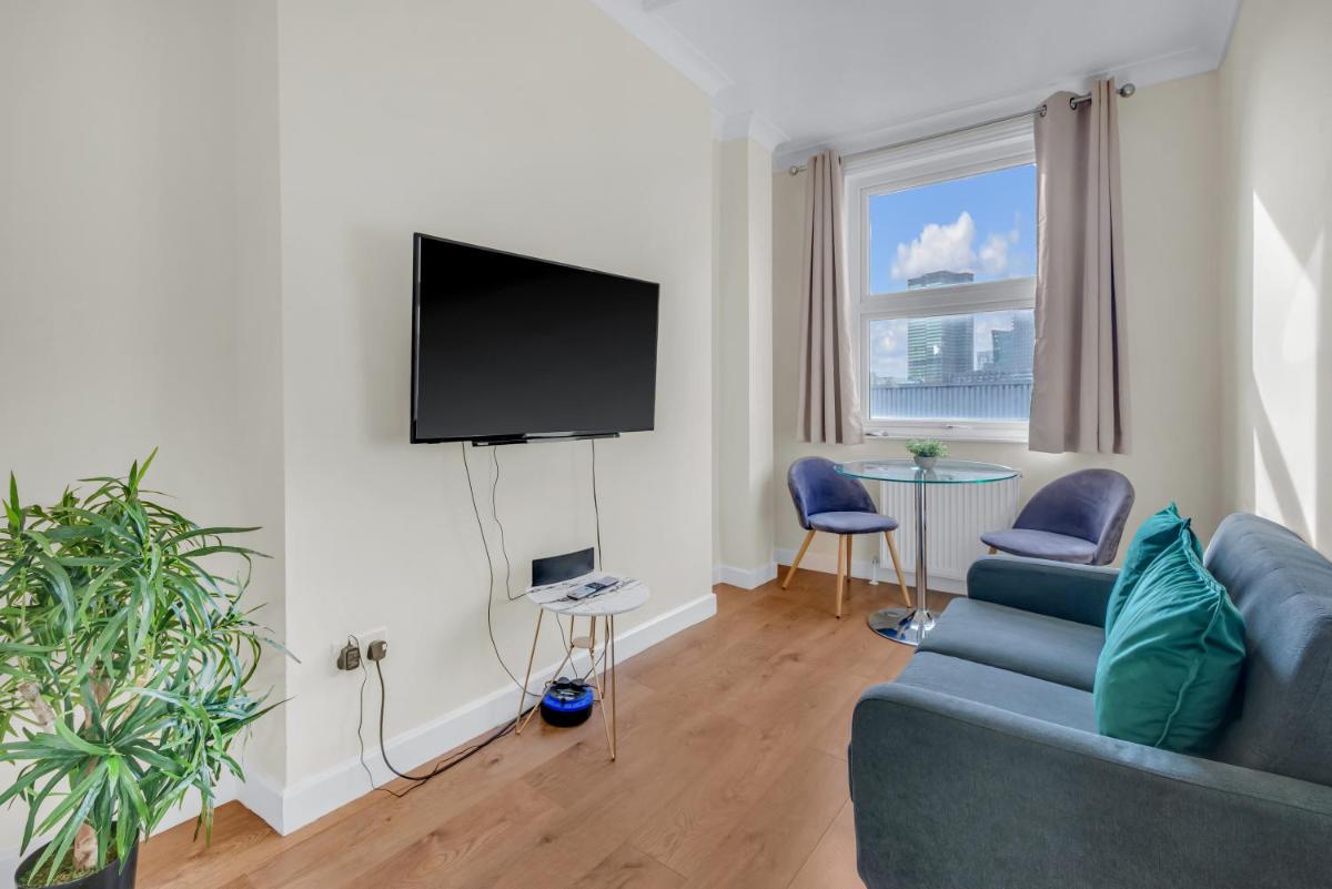 One Bedroom Serviced Apartment in Euston, Camden Town - Housity