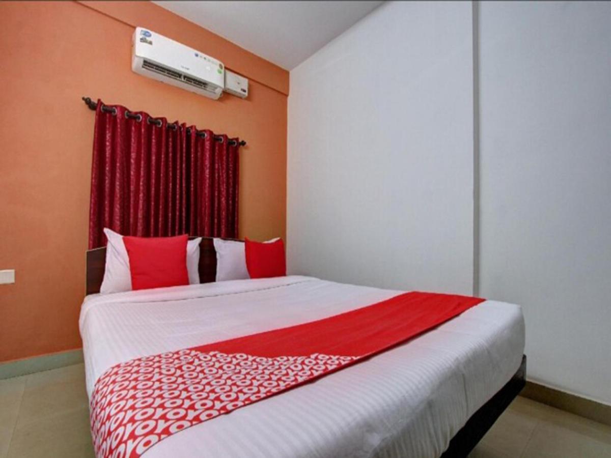 STAYMAKER Hotel Shantala Suratkal - Housity