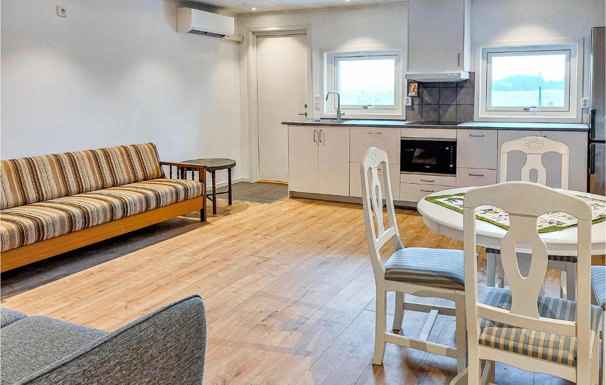 2 Bedroom Amazing Home In Kågeröd - Housity