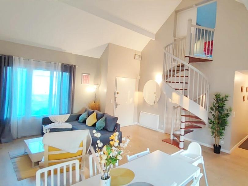 City-Villa Cergy by Servallgroup - Housity