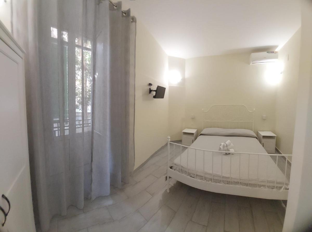 A due passi da Dante deluxe - Housity