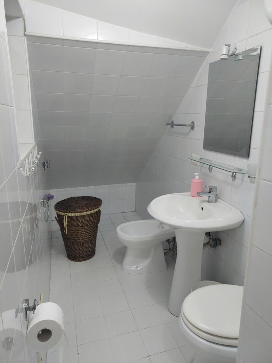 A due passi da Dante deluxe - Housity