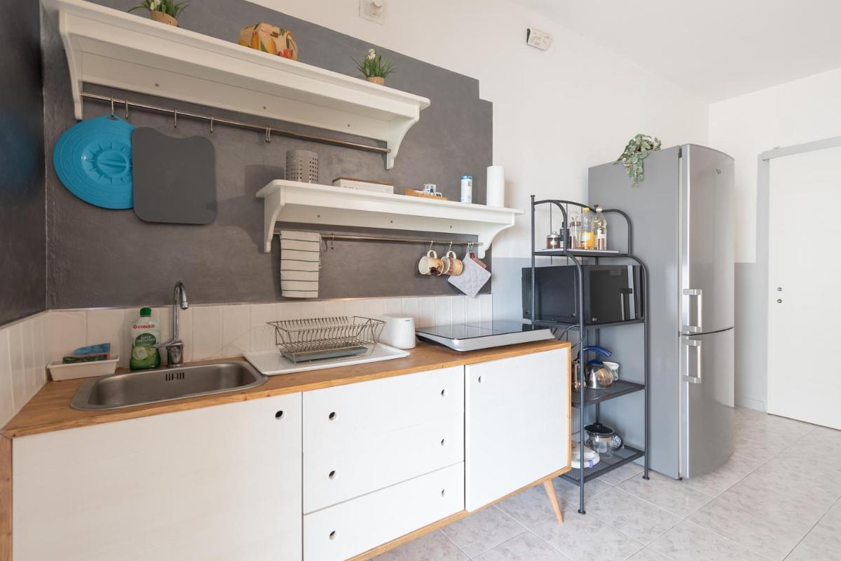 La CORTE di GIO' 1 - Housity