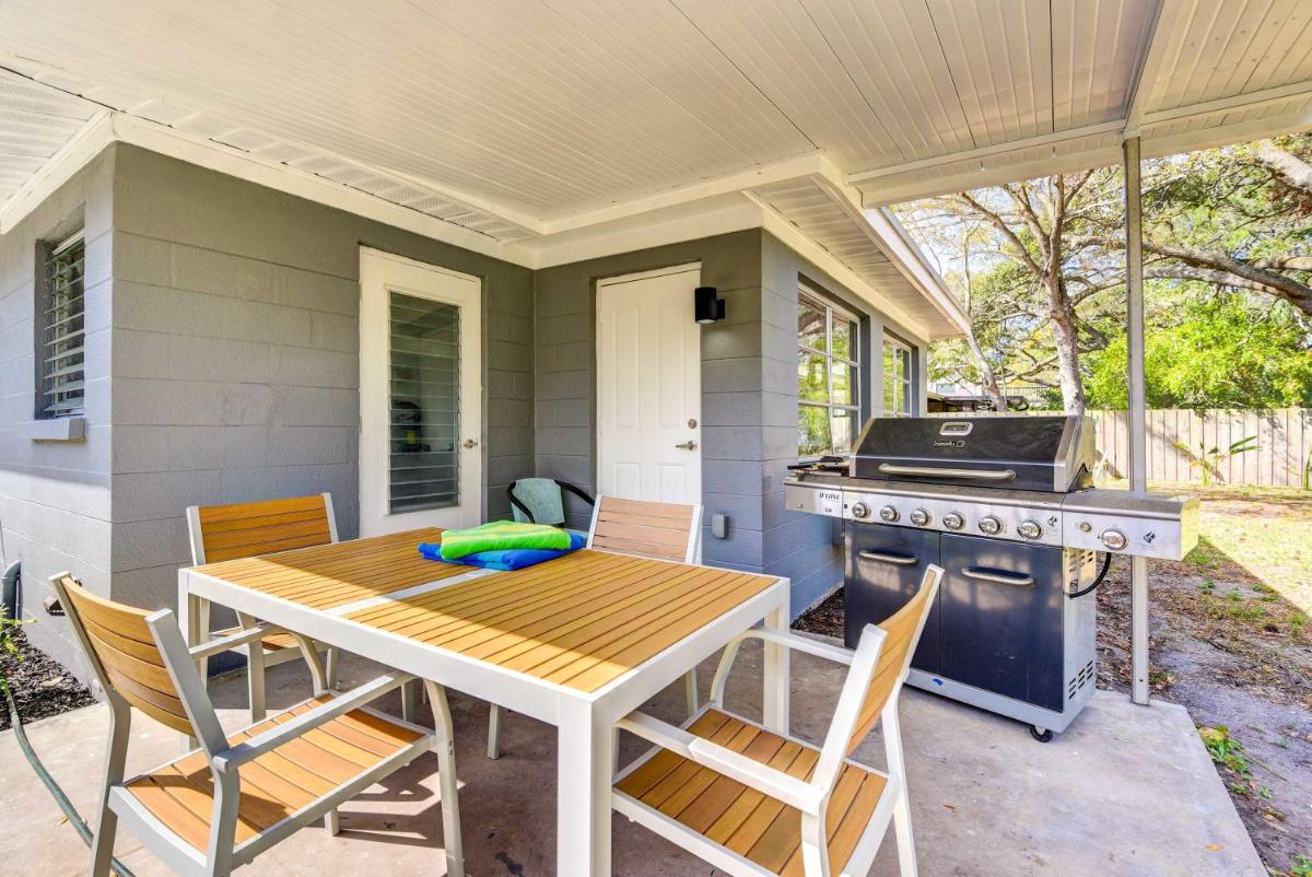 Charming Sarasota Vacation Home Near Downtown - Housity