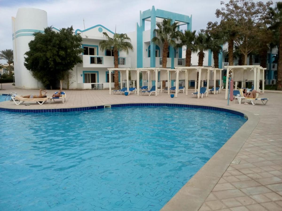 A two-room chalet in the village of Lale Land, Mirage Bay, Ecopark - Housity