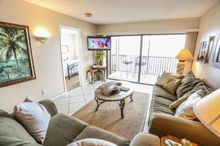 Windward Point 309 - Housity