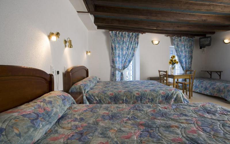 Hotel Chez Chaumat - Housity