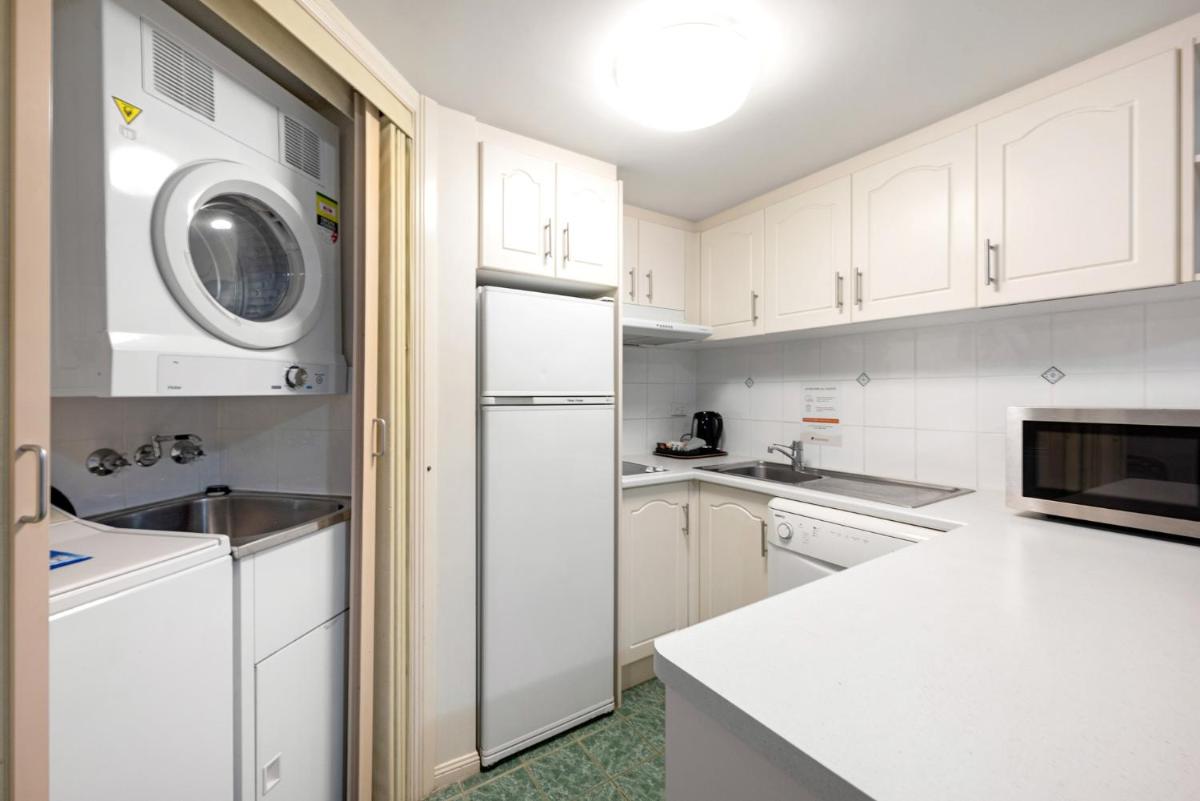 Pegasus Motor Inn and Serviced Apartments - Hizvo