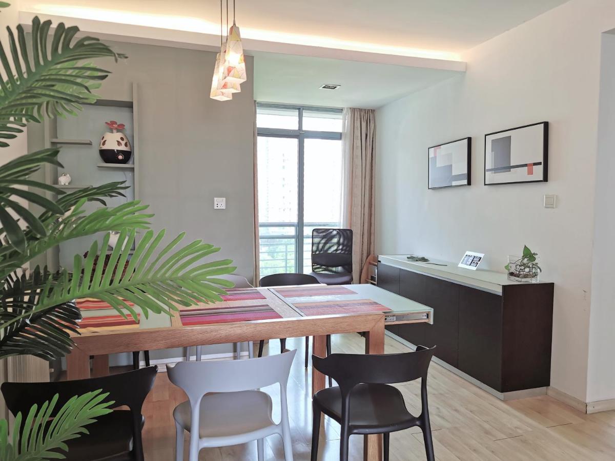 Suitetrails - 5 mins walk to SNIEC-15mins Lujiazui-BUND-DISNEY Apartment