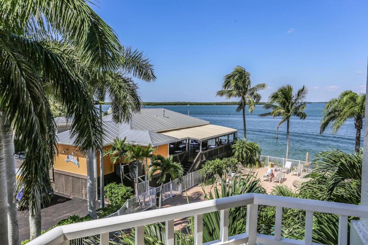 Lovers Key Resort 206 - Housity